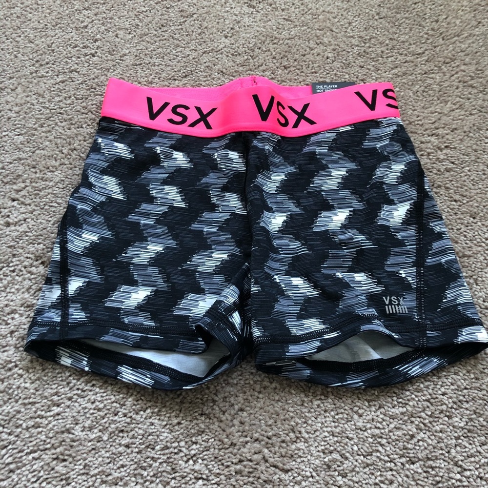 NWT The Player hot short